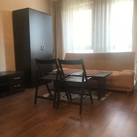 Royal Towers Nadezhda Apartment *